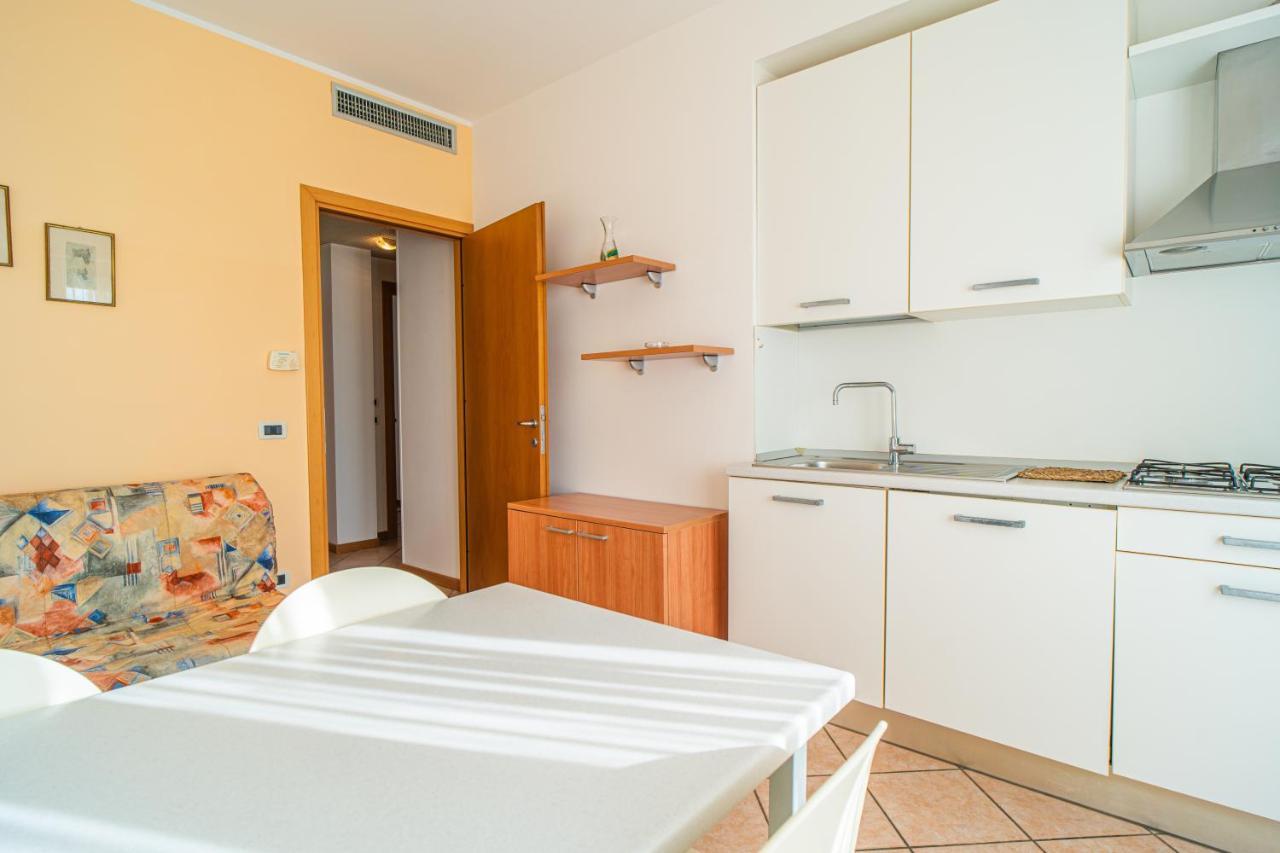 Gloria Aparthotel 3*